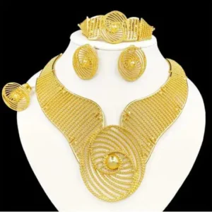 Complete set of jewelry