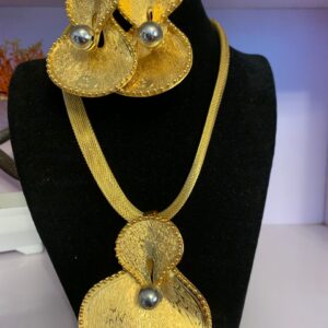 complete set of jewelry