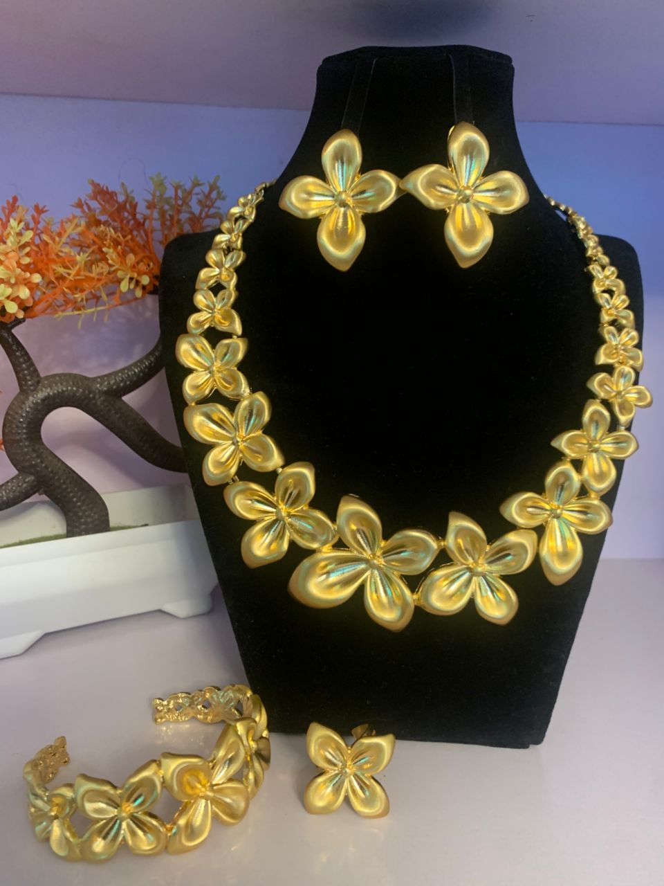 complete set of jewelry