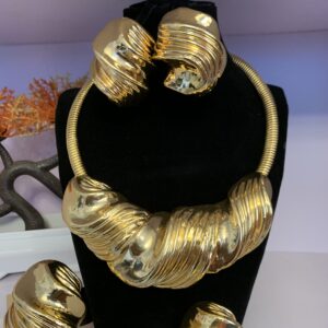 complete set of jewelry